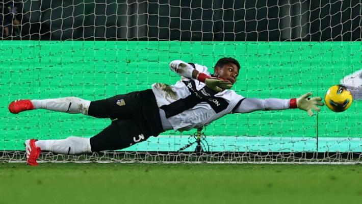 Parma, prestazione di carattere. Suzuki: due interventi decisivi