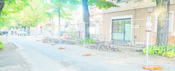  &laquo;Via Roma, cantiere infinito&raquo; Cresce il malcontento dei  cittadini