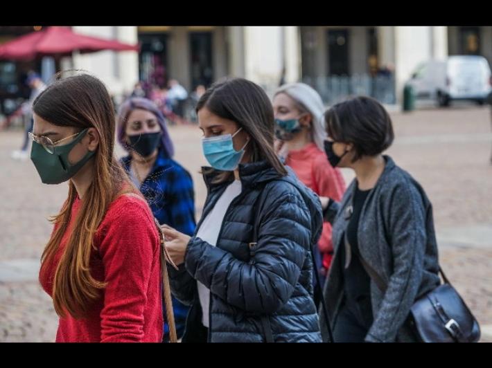 Il nuovo Dpcm preveder&agrave; il coprifuoco alle 21 per tutta Italia