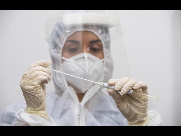 Reggiana, dodici giocatori ancora positivi al coronavirus