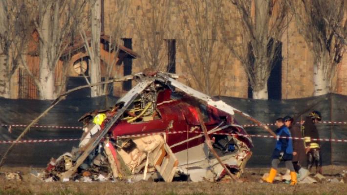 Chat e messaggi: a caccia della verit&agrave; nei telefonini. Al vaglio l'ipotesi di un urto prima dello schianto