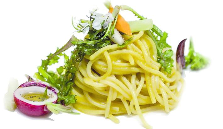 Spaghetti al pinzimonio d&rsquo;inverno&raquo;:  i sapori dell'orto sposano la pasta