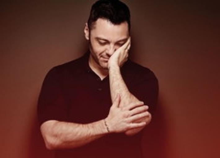 Tribunale pignora 9 milioni di euro a Tiziano Ferro
