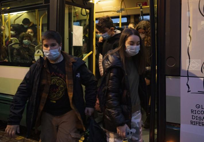 Prada (Tep): &laquo;Impossibile tenere il metro di distanza a bordo, ma i mezzi sono sicuri&raquo;