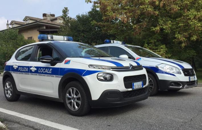 Multa di 400 euro per assembramento a 10 giovani tra Mezzano e San Polo. Attivit&agrave; sospesa in un bar a Colorno