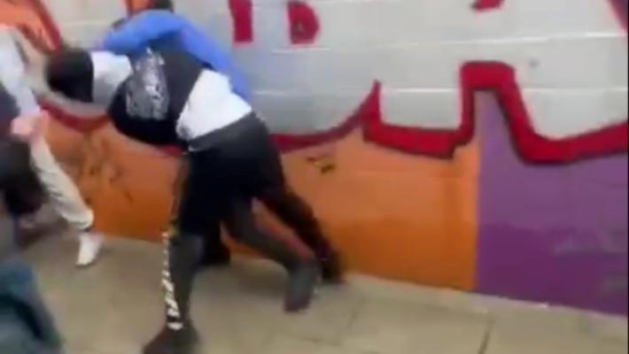 Furti e aggressioni all'uscita da scuola: i consigli del maestro di difesa personale Bisaschi agli studenti di Parma