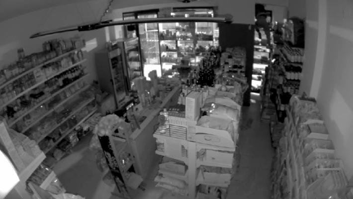 Quarto colpo del ladro che &laquo;scala&raquo; i ponteggi