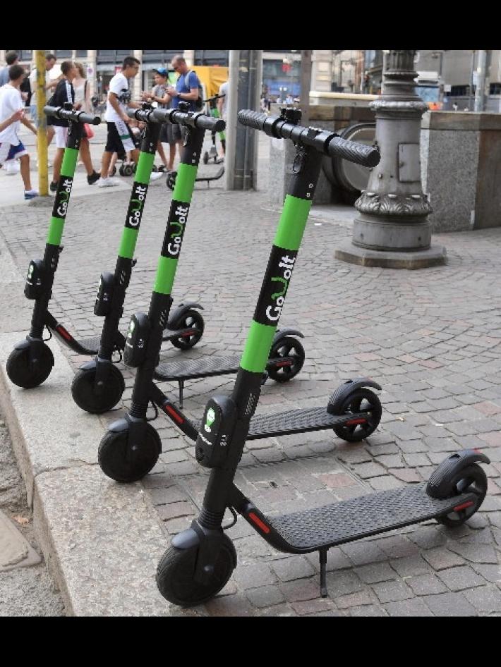 Stop al "far west" dei monopattini. In arrivo linee guida da Comuni e Ministero