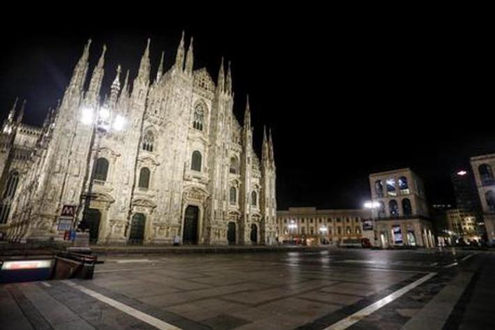 L'Ats Milano: "Con il lockdown l'indice Rt quasi dimezzato in citt&agrave;: oggi 1.25"