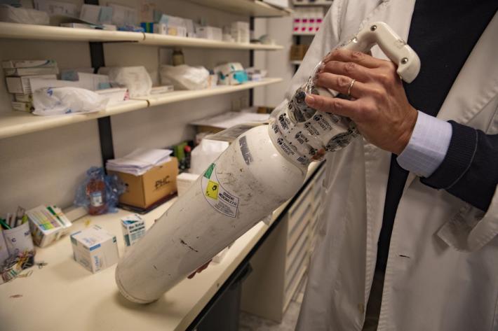 &laquo;Restituiteci le bombole d'ossigeno vuote&raquo;