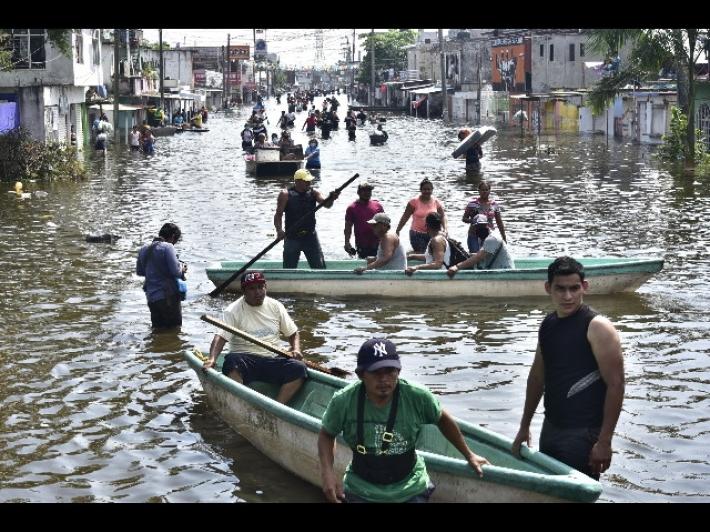 Messico: inondazioni, in Tabasco coccodrilli invadono citt&agrave;