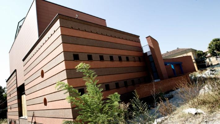 Teatro dei Dialetti, il Comune stanzia 2,3 milioni per finire l'&laquo;incompiuta&raquo;