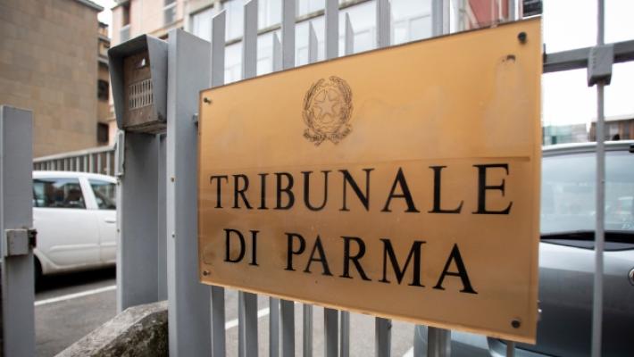 Accoltell&ograve; l'uomo che difendeva la propria bici: condannato