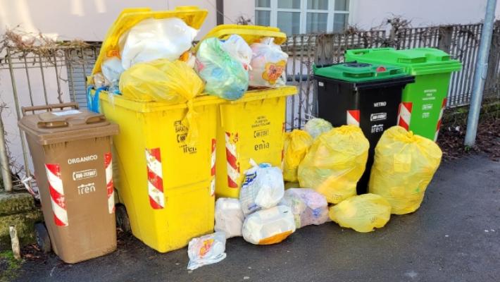 Salso, nuovi cassonetti per il verde