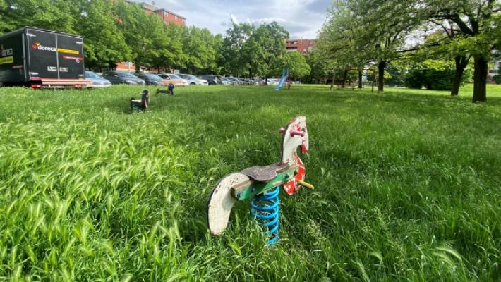 &laquo;Vieni con me?&raquo;. Adescava i bimbi al parco
