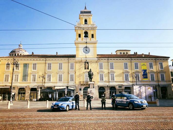 Quattro Daspo urbani per accattonaggio molesto 