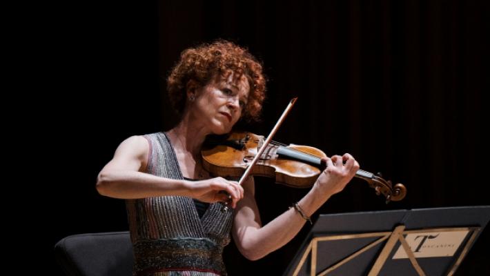 Carolin Widmann oggi alla Feltrinelli: &laquo;Violino, che passione&raquo;