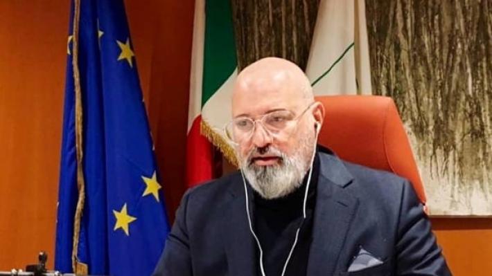 Bonaccini: "La zona gialla? Forse ci rientreremo fra una settimana. Ma da domenica riapriamo i negozi"