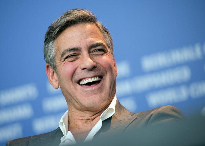 George Clooney  (assieme a Adam Sandler)  a Caorso sul set di un film