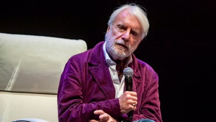 Crepet: &laquo;Educare i giovani togliendo il superfluo&raquo;