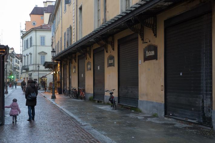 Negozi storici addio. La mappa delle  chiusure 