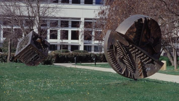 Arnaldo Pomodoro, sue opere a Parma