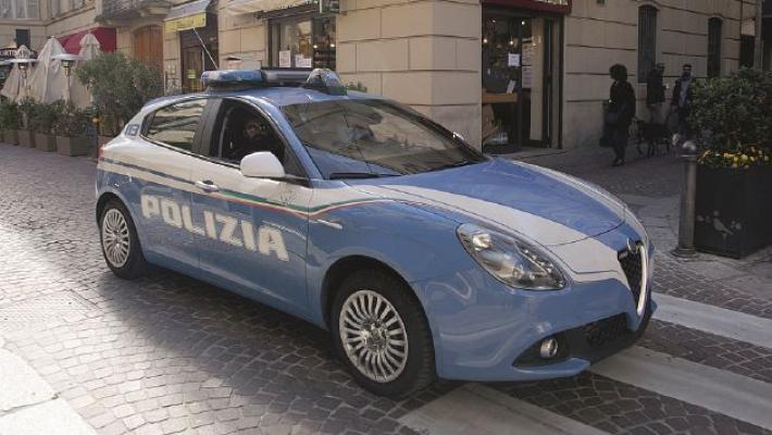 Spaccata in centro: gi&agrave; libero il minore arrestato dalla polizia