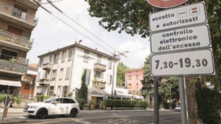 Il Comune riattiva il varco elettronico