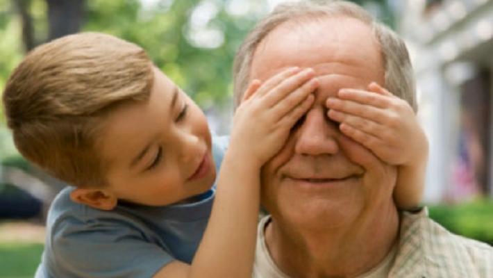 Il vescovo Solmi: &laquo;Oggi abbracciamo i nostri anziani&raquo;