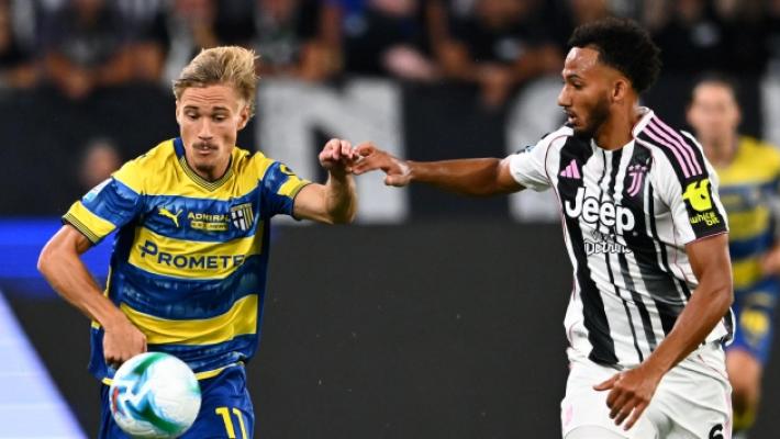 Parma, poche idee. Almqvist trova spazi