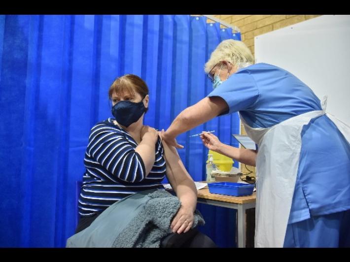 Covid: Canada, risarcimenti in caso reazioni gravi a vaccini