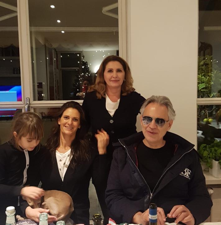 Bocelli, megashow al Regio e cena dall'amica Paola Sanguinetti