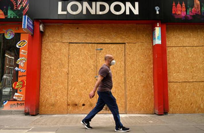 Covid: Londra torna zona rossa da mercoledi' 