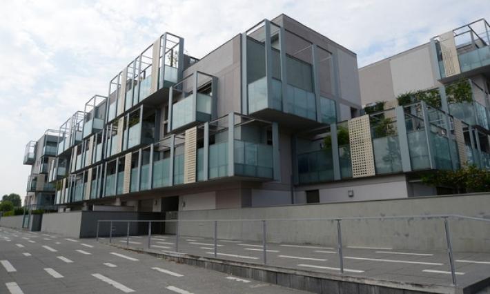 I ladri aprono la cassaforte col flessibile