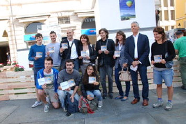  &ldquo;La scommessa del cubo di ghiaccio&rdquo; in Piazza