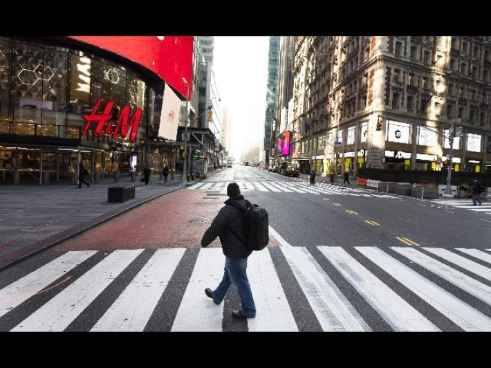 Times Square deserta per Capodanno, sar&agrave; la prima volta dal 1907