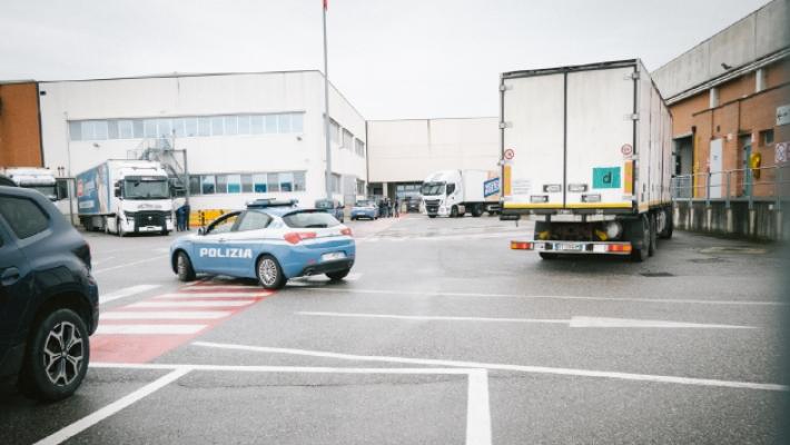 Colp&igrave; il collega alla gola con un cutter: patteggia 4 anni