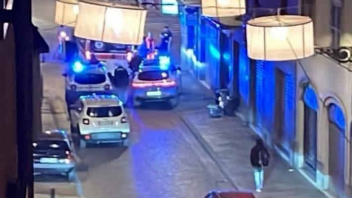 Violenta rissa in via Imbriani: un ferito all'ospedale