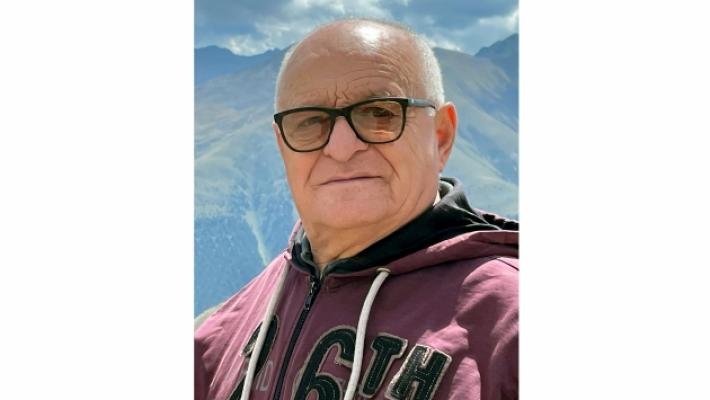 Malore al parco, il cane corre a casa e d&agrave; l'allarme