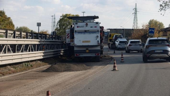 Tangenziale nord, cantieri e code per la posa del nuovo asfalto