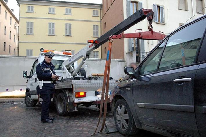 Pubblicato il bando per custodia di veicoli sottoposti a sequestro, fermo e confisca amministrativi 