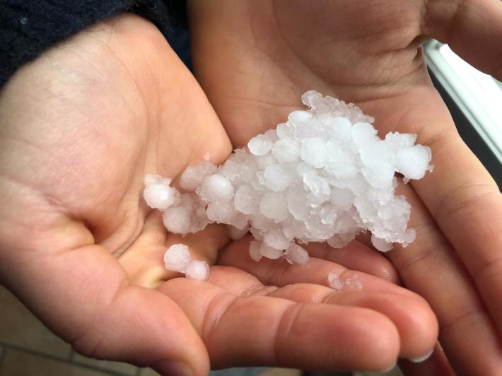 Oltre la pioggia (attesa), anche la grandine: chicchi in Pedemontana e in collina