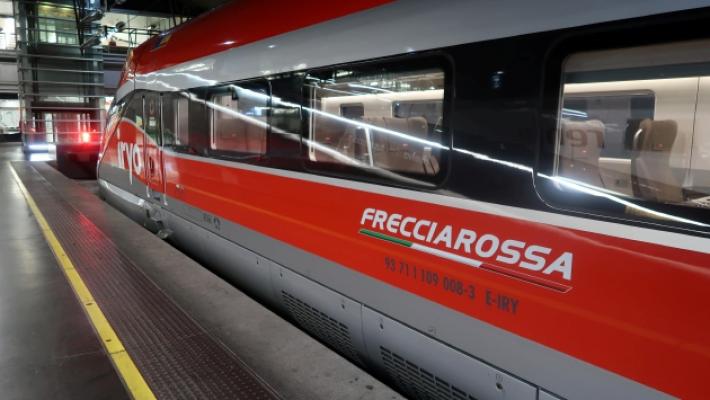 Frecciarossa &laquo;perduto&raquo;, maggioranza e opposizione lanciano i loro j'accuse
