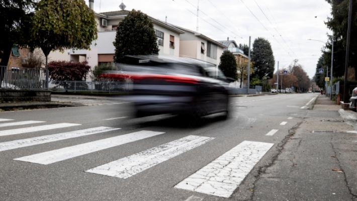 &laquo;Via Giovenale, tra auto che sfrecciano e pericoli: la viabilit&agrave; &egrave; un disastro&raquo;