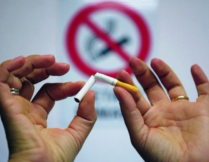 Modena, da marted&igrave; scatta il divieto di fumo in alcuni luoghi all'aperto