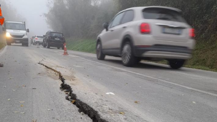 Frane sulle strade: il triste elenco della Provincia