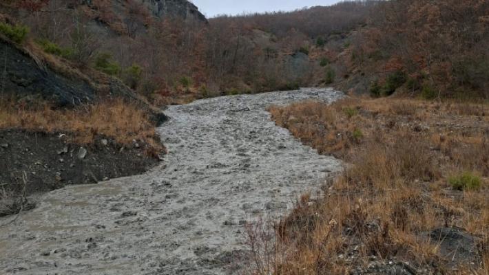 Valmozzola, rallenta la frana (ma si teme per le nuove piogge)