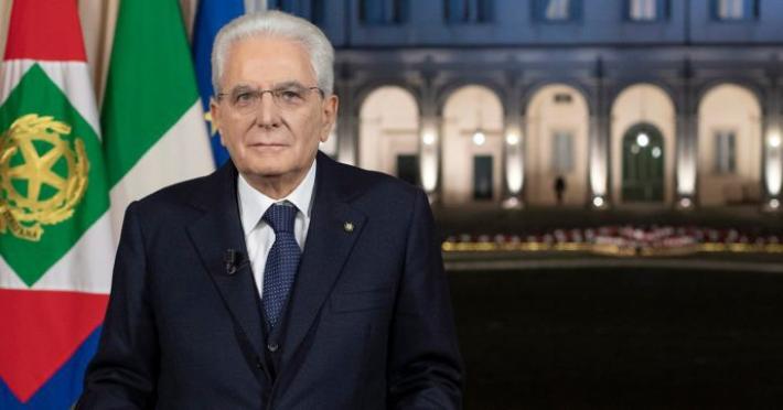 L'appello di Mattarella per ripartire