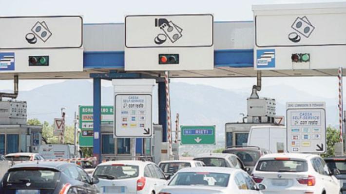 Autosole e Autocisa, da domani scattano i rincari