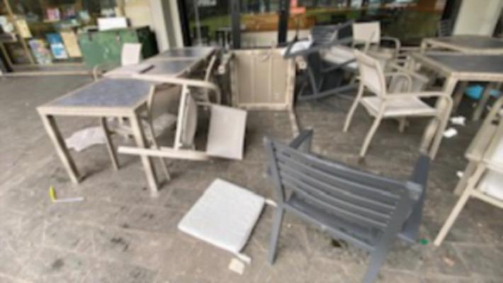 &laquo;Piazzale Lubiana, i vandali festeggiano distruggendo il bar&raquo;